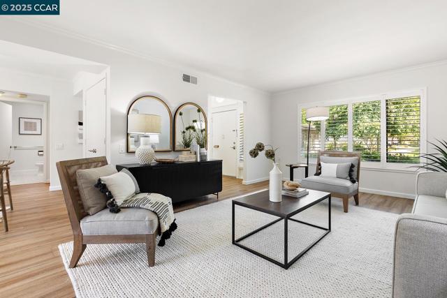 1501 Oakmont, Walnut Creek CA: https://media.crmls.org/mediaz/4d653da4-e0c2-4f4a-bbd2-9500114d5ac6.jpg