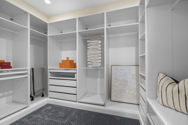 Image 31 of 60 For 1235 Austin St