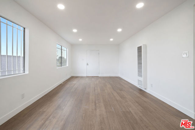 1346 E 83rd Street, Los Angeles CA: https://media.crmls.org/mediaz/4d6587a3-de2f-424e-ac4a-4d07154e8897.jpg