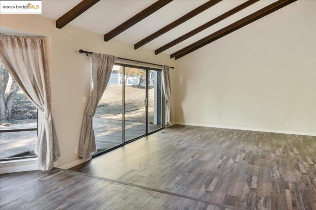 1610 Lawrence Rd, Danville CA: https://media.crmls.org/mediaz/4d65a1b6-e1ac-4d68-9bdb-d0075ff2b465.jpg