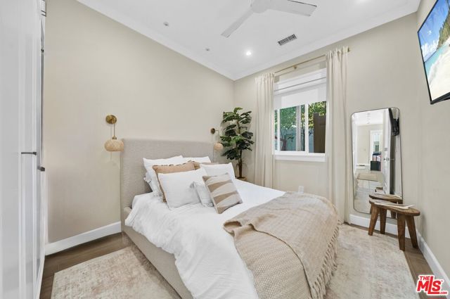 12345 Huston Street, Valley Village CA: https://media.crmls.org/mediaz/4d663ba3-f92d-448a-871d-30c1aac21ecd.jpg