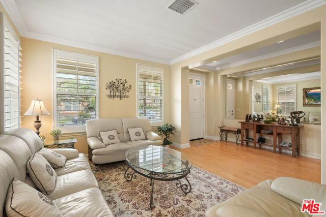 1230 Wisteria Avenue, La Habra CA: https://media.crmls.org/mediaz/4d666128-c57a-41a2-b679-7bebcc406a72.jpg