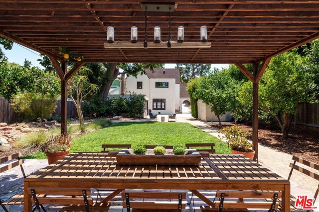 2064 Ames Street, Los Angeles CA: https://media.crmls.org/mediaz/4d672bf7-888f-46dd-a07e-7978f8e2e595.jpg
