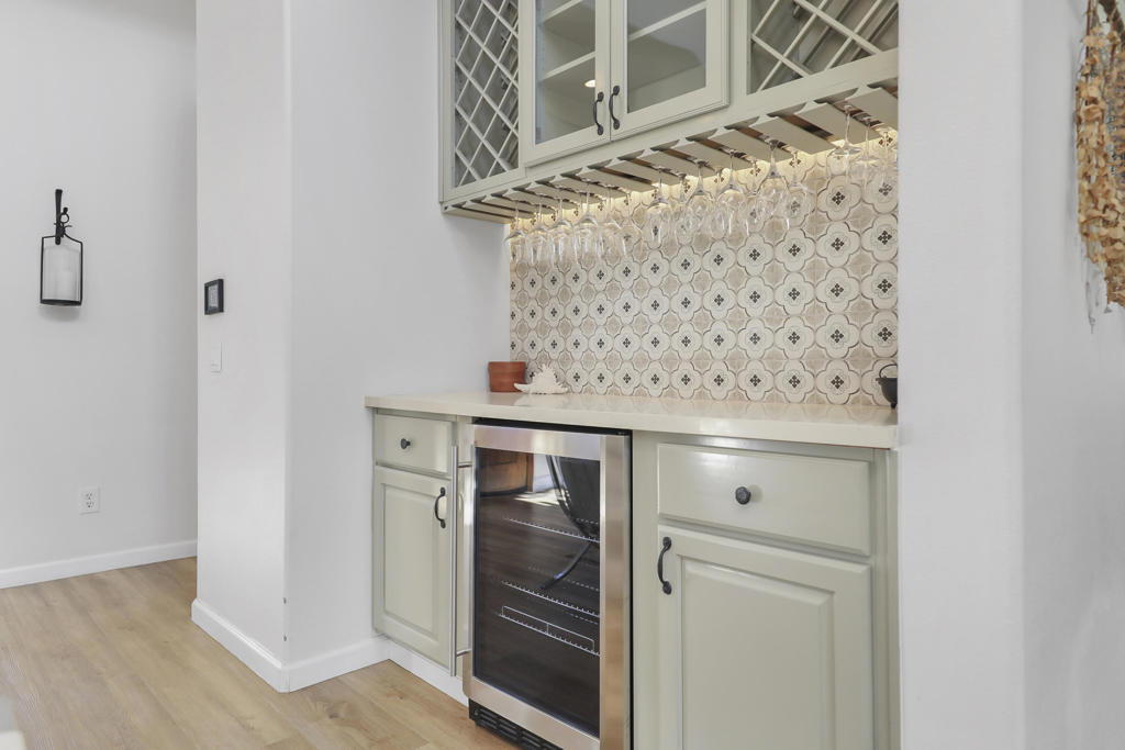 MLS #219139737DA image #16