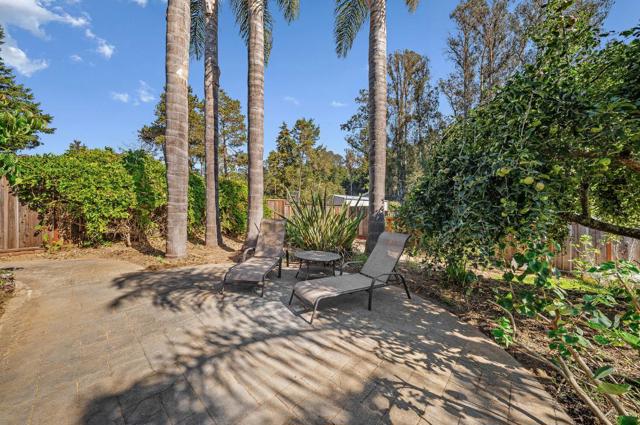 175 Merry Lane, Aptos CA: https://media.crmls.org/mediaz/4d67f0d7-cce7-4c1f-9368-b177cb541ce6.jpg