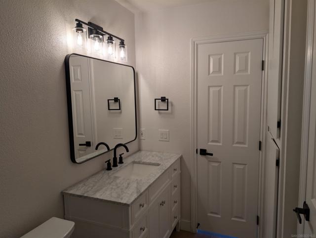 4950 Lantana Dr, San Diego CA: https://media.crmls.org/mediaz/4d6829f6-ff92-47bc-bf9a-1c27d72451a6.jpg