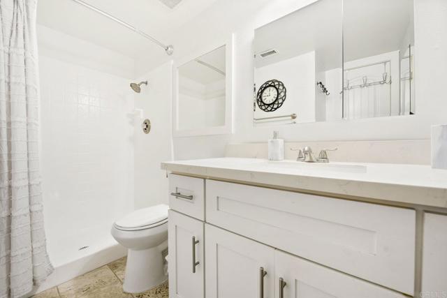 Detail Gallery Image 19 of 31 For 2352 Altisma Way #13,  Carlsbad,  CA 92009 - 2 Beds | 2 Baths