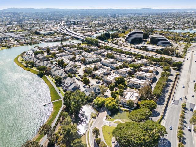 2309 Vista Del Mar, San Mateo CA: https://media.crmls.org/mediaz/4d696915-ba44-465b-a231-13a4309b7a4c.jpg