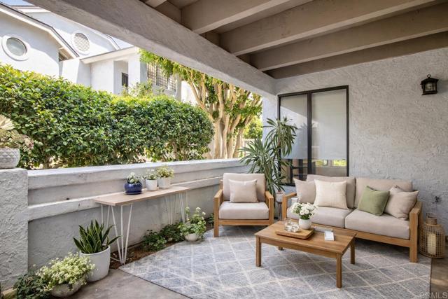 Detail Gallery Image 8 of 9 For 534 via De La Valle, Solana Beach,  CA 92075 - 2 Beds | 2 Baths