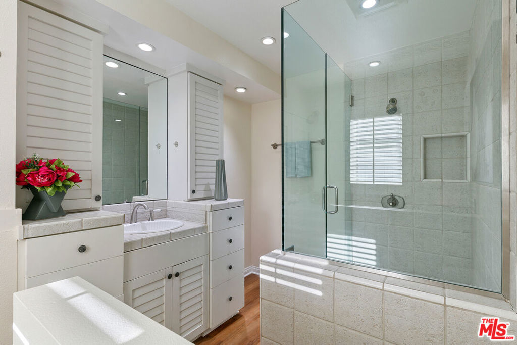 MLS #26862523 image #24