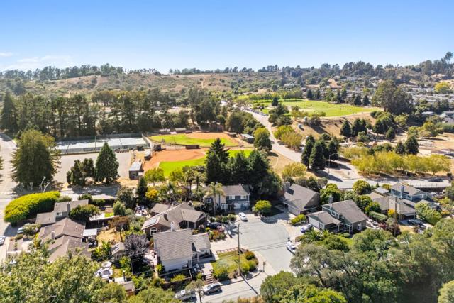 3607 Paper Mill Road, Soquel CA: https://media.crmls.org/mediaz/4d6ad083-1929-4793-a6e2-064bea6c51ed.jpg