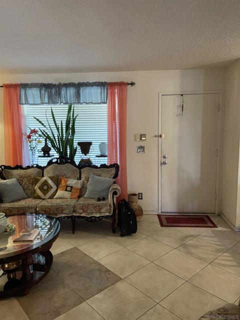 7483 Tooma, San Diego CA: https://media.crmls.org/mediaz/4d6fb245-5b65-4454-b3f8-04984f3569db.jpg