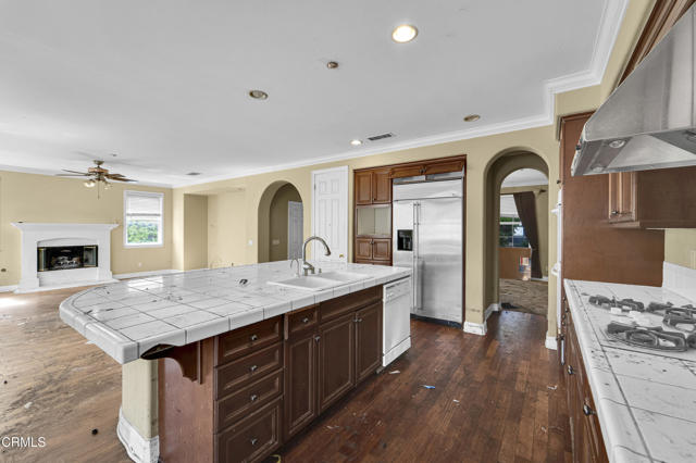 Detail Gallery Image 17 of 40 For 14166 Maya Cir, Moorpark,  CA 93021 - 4 Beds | 3 Baths