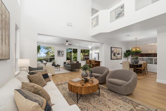 2115 Valley Rim Glen, Escondido CA: https://media.crmls.org/mediaz/4d71cf43-907e-465d-bcc9-2ab98a67d0ef.jpg