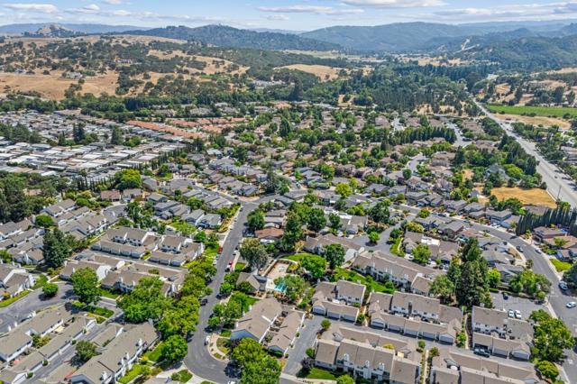 15072 Yosemite Way, Morgan Hill CA: https://media.crmls.org/mediaz/4d71d480-ad83-4951-9ca5-a438c7e5a01e.jpg