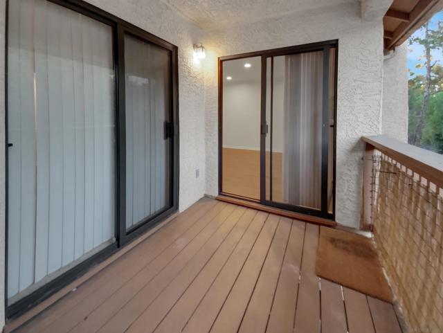 12059 Alta Carmel Ct, San Diego CA: https://media.crmls.org/mediaz/4d7372a8-8403-4cd4-b384-c58e545ef067.jpg