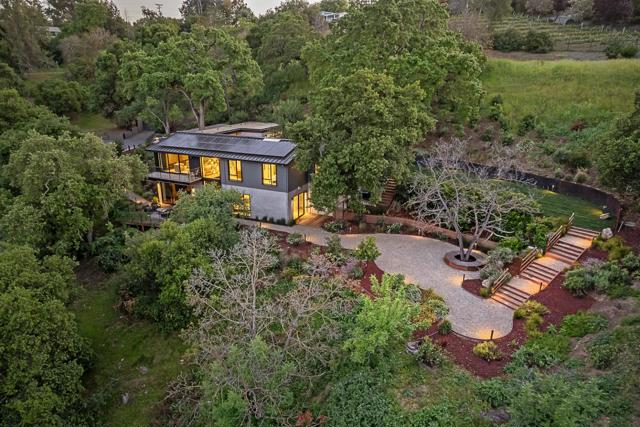 26896 Alejandro Drive, Los Altos Hills CA: https://media.crmls.org/mediaz/4d73a1cd-99ec-4afb-87a7-4159cf85007e.jpg