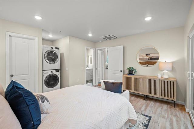 1350 N Cabrillo Highway, Half Moon Bay CA: https://media.crmls.org/mediaz/4d73b679-84e6-44b2-b1a6-9c99d5f39cd9.jpg