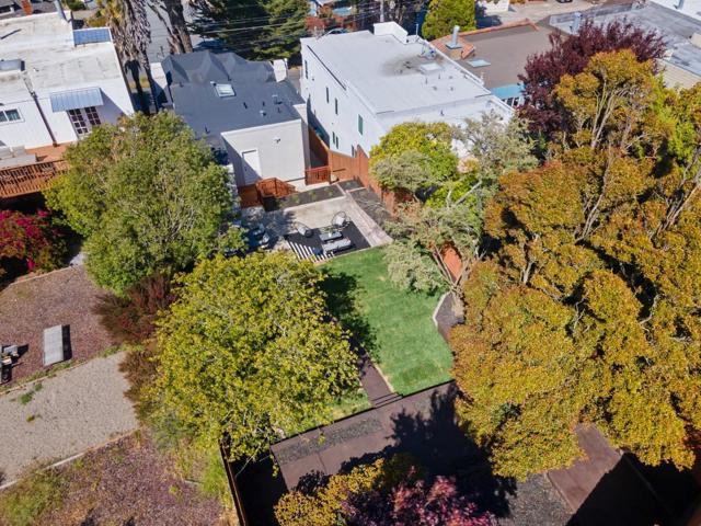 260 Curtis Street, San Francisco CA: https://media.crmls.org/mediaz/4d742aae-20a6-48d4-b7a7-61ad20bbb1f9.jpg