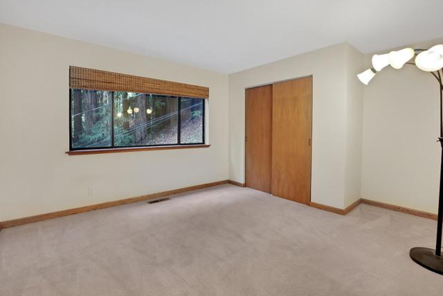 14430 Old Japanese Road, Los Gatos CA: https://media.crmls.org/mediaz/4d747749-3179-4214-9e5d-e0658f2bbd51.jpg