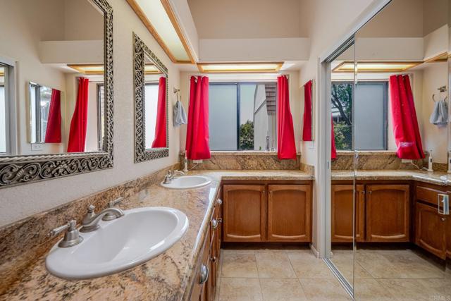 Detail Gallery Image 14 of 27 For 30377 Callejo Feliz Ter, Valley Center,  CA 92082 - 3 Beds | 2 Baths