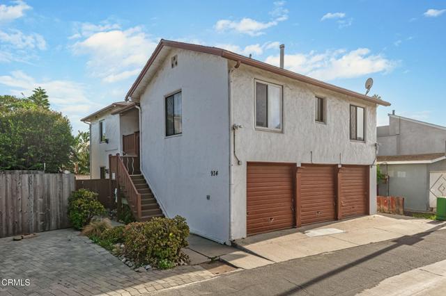 Detail Gallery Image 3 of 34 For 934 Sharon Ln, Ventura,  CA 93001 - 5 Beds | 3 Baths