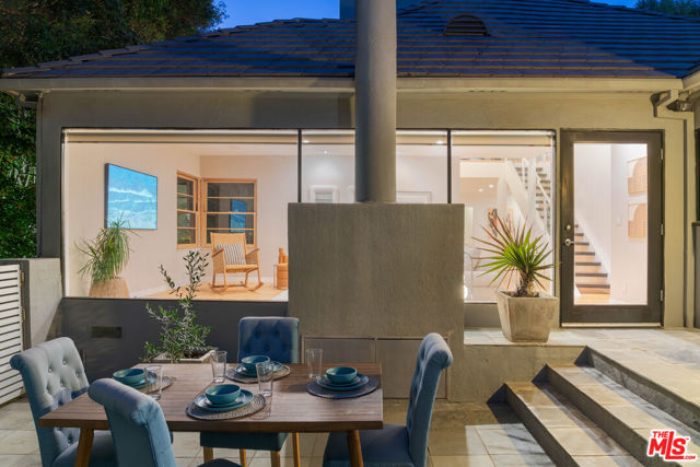 7640 Woodrow Wilson Drive, Los Angeles CA: https://media.crmls.org/mediaz/4d78362c-32ef-4986-bfe3-935f8e61a50e.jpg
