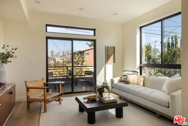 Details for 5443 Blackwelder, Los Angeles, CA 90016