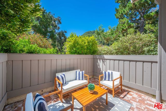 Drew Fenton | 1289 Palisades Drive Pacific Palisades CA | MLS: 6695889