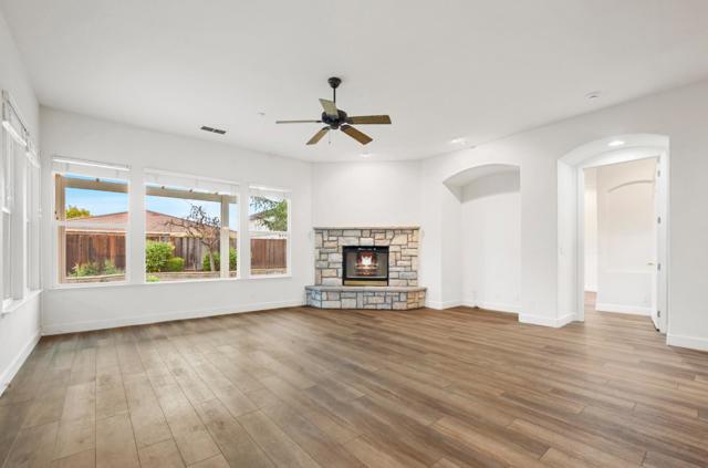 218 Alchemy Way, Napa CA: https://media.crmls.org/mediaz/4d7b1338-28a4-4bb8-8405-d8c5cd7752ea.jpg