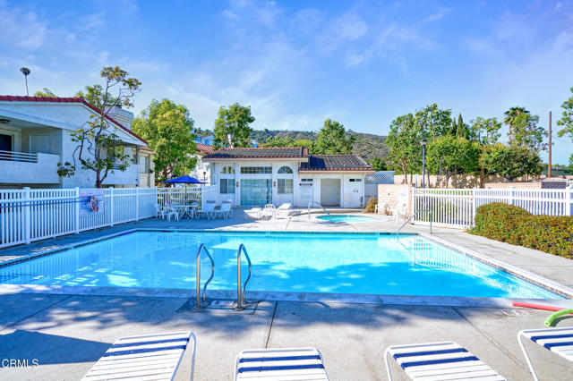 Detail Gallery Image 40 of 59 For 2713 Antonio Dr #110,  Camarillo,  CA 93010 - 2 Beds | 2 Baths