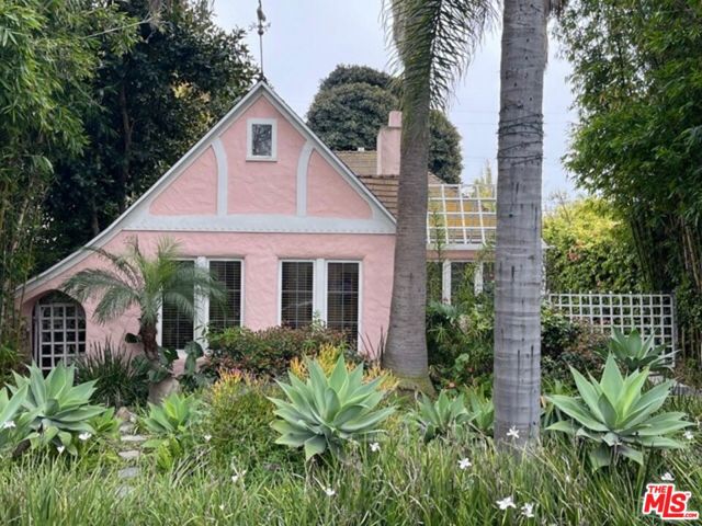 1026 Amoroso Place, Venice, California 90291, 3 Bedrooms Bedrooms, ,2 BathroomsBathrooms,Single Family Residence,For Sale,Amoroso,24387425