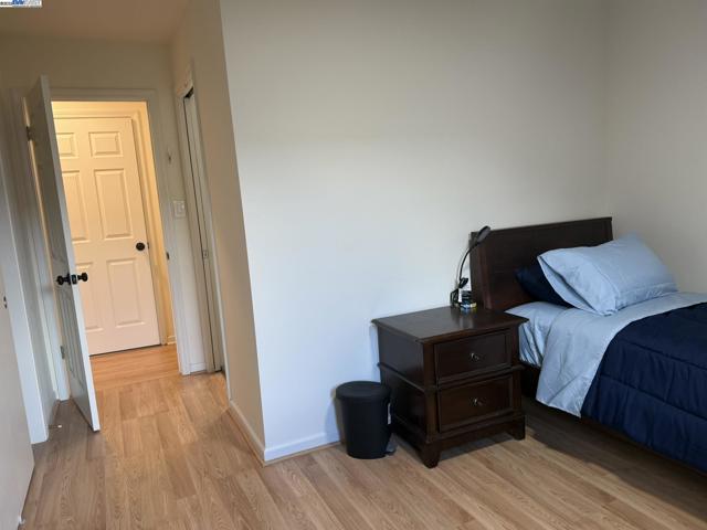 224 E Tennessee St, Fairfield CA: https://media.crmls.org/mediaz/4d7c6c8a-87d8-4c16-a691-be36992e504a.jpg
