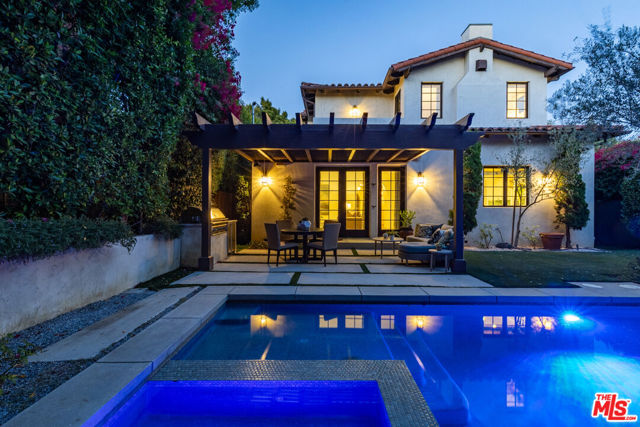 735 N Stanley Avenue, Los Angeles CA: https://media.crmls.org/mediaz/4d7cde85-0434-4b21-b077-c660c5a373ee.jpg