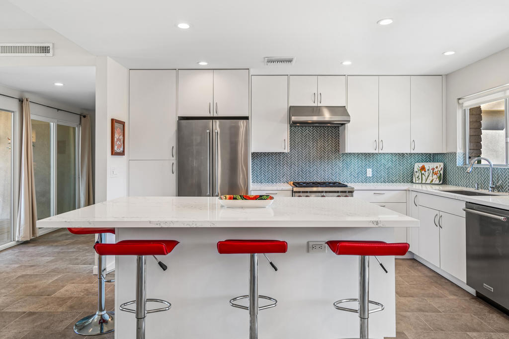 MLS #219138254DA image #17