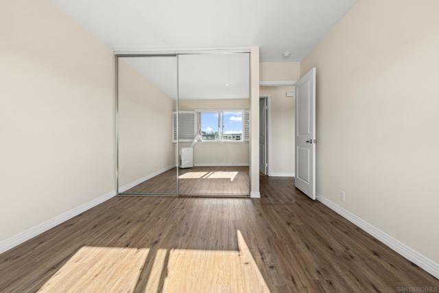 Image 8 of 20 For 6120 Decena Dr  207