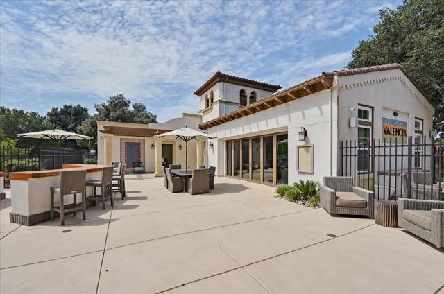250 Calle Del Rey, Morgan Hill CA: https://media.crmls.org/mediaz/4d7e5e02-fed9-4b98-84a4-8511f620bd17.jpg