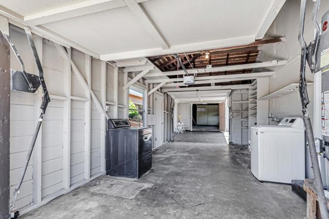240 Delia Street, San Jose CA: https://media.crmls.org/mediaz/4d7ee63e-e668-4410-a0cd-e96a9deea356.jpg