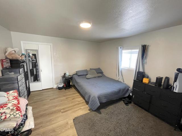 136 S Roosevelt Avenue, Oxnard CA: https://media.crmls.org/mediaz/4d7fd63a-70e5-4c47-a3e8-a08531ed791b.jpg