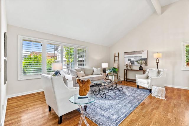 6657 Neptune Court, San Jose CA: https://media.crmls.org/mediaz/4d80ec4d-86cc-4599-a449-f84e97d802d0.jpg
