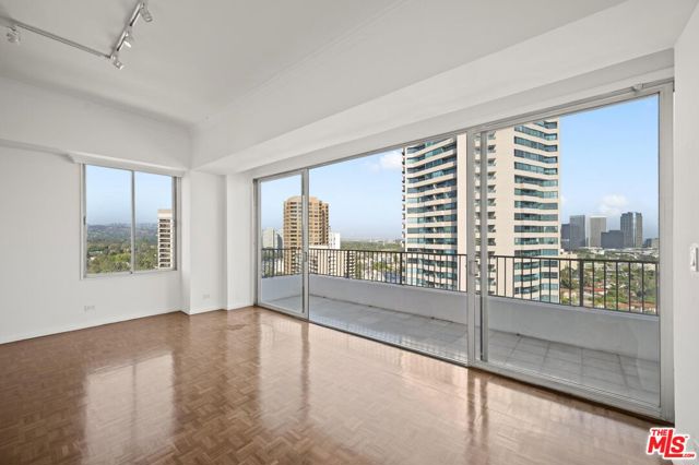 10501 Wilshire Boulevard, Los Angeles, California 90024, 2 Bedrooms Bedrooms, ,2 BathroomsBathrooms,Condominium,For Sale,Wilshire,24430175