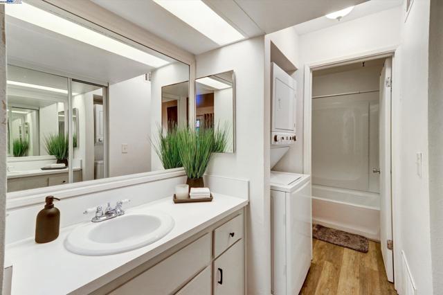 1771 Broadway Street, Concord CA: https://media.crmls.org/mediaz/4d8180ed-84fe-4452-a317-f88093ab0397.jpg