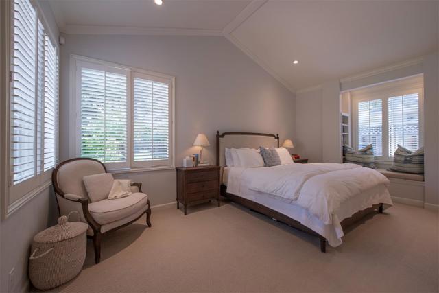 1360 Elder Avenue, Menlo Park CA: https://media.crmls.org/mediaz/4d8319bf-dff5-4f47-8dcb-79edbae1dd2e.jpg
