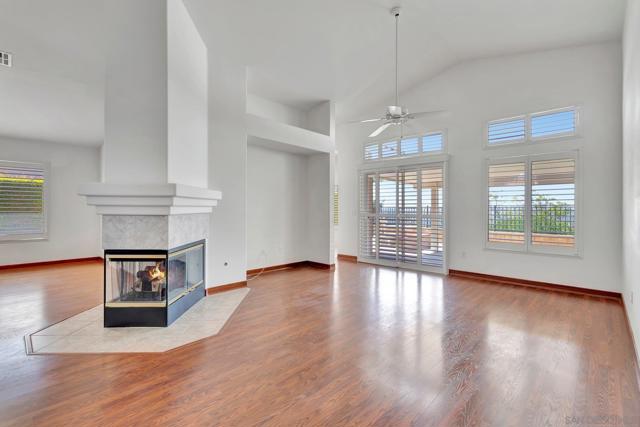 2361 Columbine Dr, Alpine CA: https://media.crmls.org/mediaz/4d8431bf-735b-4d78-a6d6-cffd3b9441d3.jpg