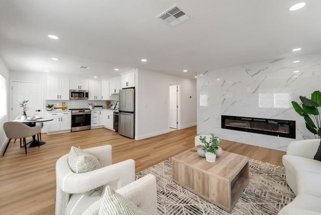 2668 Mozart Avenue, San Jose CA: https://media.crmls.org/mediaz/4d84801f-26ed-4159-90b0-9ee9adb57035.jpg