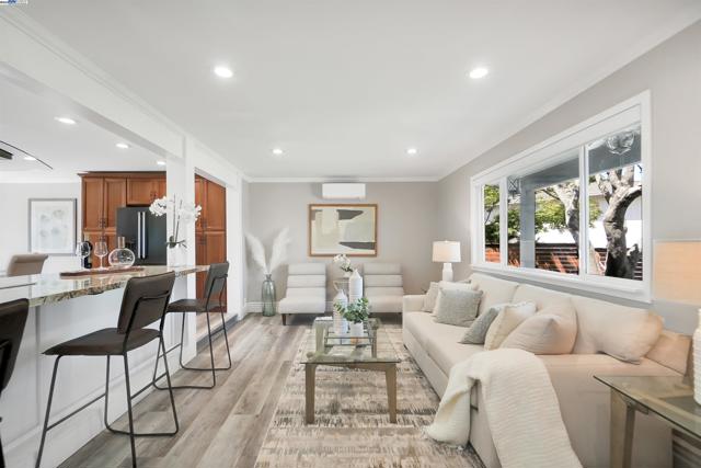 2698 Million Ct, San Jose CA: https://media.crmls.org/mediaz/4d84d4b7-ce96-4bd0-9022-ebe3d105815e.jpg