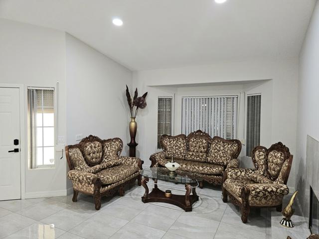68520 Risueno Road, Cathedral City CA: https://media.crmls.org/mediaz/4d851f31-29ef-40ae-8ee6-18a17790b3f3.jpg