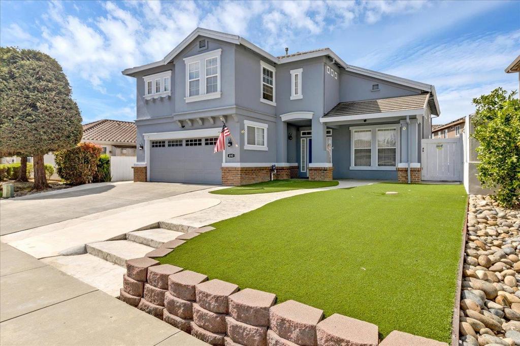 493 Churchill Way