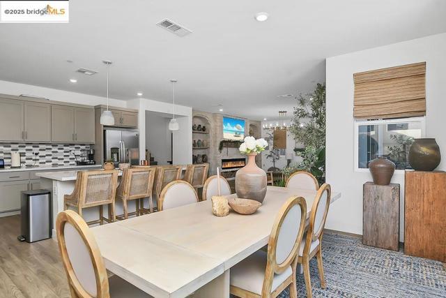 5153 MANIAGO WAY, Antioch CA: https://media.crmls.org/mediaz/4d85a068-a9f8-407a-9d45-f252ac4b9c3f.jpg