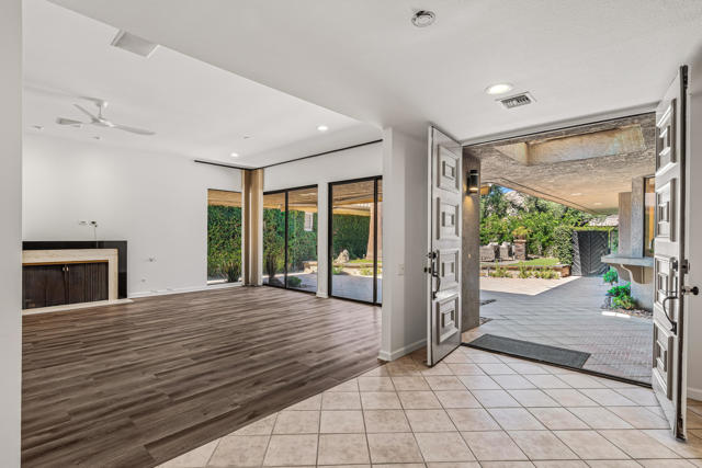 33 Colgate Drive, Rancho Mirage, CA 92270